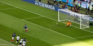 Phạt đền xuất hiện khi phạm lỗi trong vòng cấm